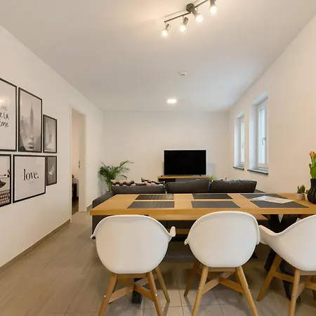 4 Rosenstrasse * Cham